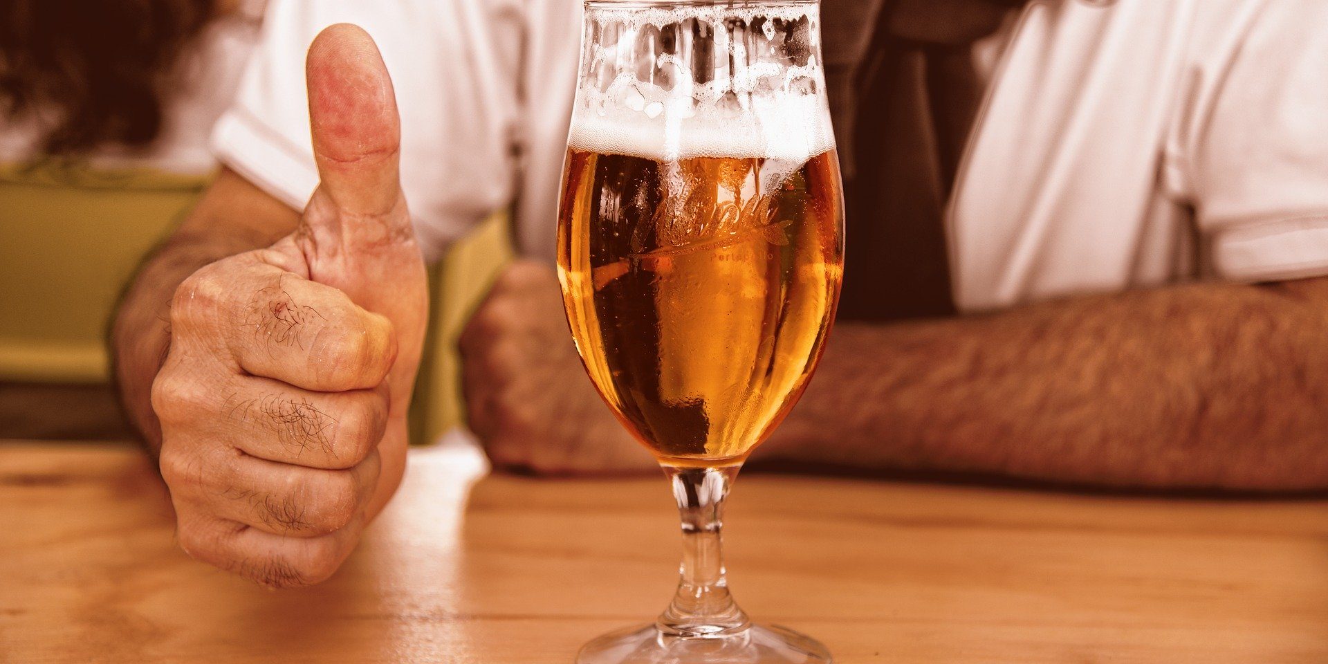 glass-of-beer-3444480_1920